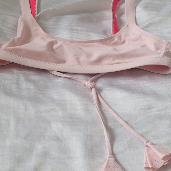 Lululemon Bra - Picture 4 of 7